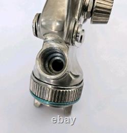 Pistolet à peinture Sata satajet 2000 b 1.3 HVLP numérique + godet de pistolet à peinture tout neuf