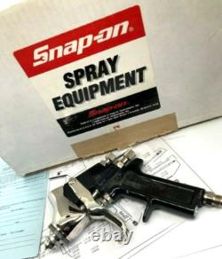 Pistolet à peinture à air Snap On Tools BF700 HVLP noir à alimentation gravitaire avec boîte Saber II