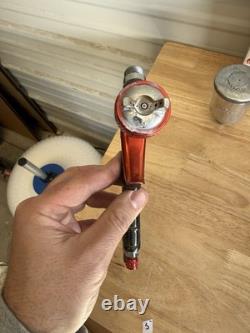 Pistolet à peinture mini HVLP SG1100 Mac Tools avec réservoir