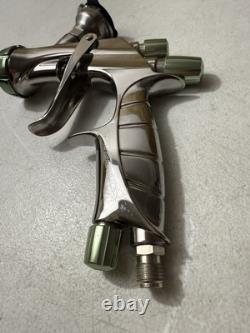 Pistolet de pulvérisation ANEST IWATA Supernova Entech LS400 Série HVLP à alimentation par gravité 1,3 mm
