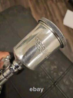 Pistolet de pulvérisation HVLP de peinture Matco Tools avec réservoir en parfait état