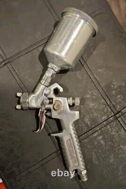 Pistolet de pulvérisation HVLP de peinture Matco Tools avec réservoir en parfait état
