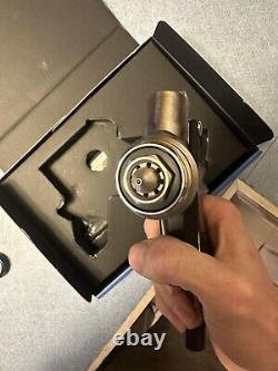 Pistolet de pulvérisation Meiji FINER-CORE-15 1,5 mm Centre Cup sans godet alimentation gravitaire