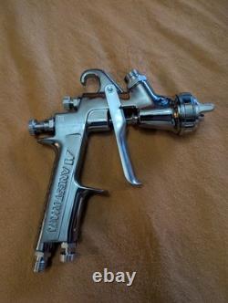 Pistolet de pulvérisation à gravité Iwata LPH400 LV4 1.3 mm HVLP