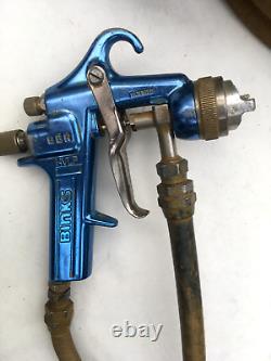 Pistolet pulvérisateur HVLP Binks Mach 1 et pot sous pression d'occasion