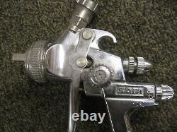 Sata Jet 3000 HVLP 1.3 avec godet d'origine